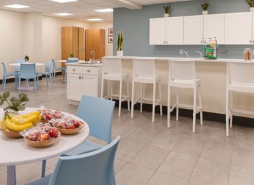 Never Alone Adolescent Addiction Treatment Center