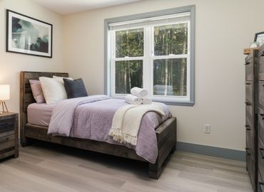 Never Alone Adolescent Addiction Treatment Center