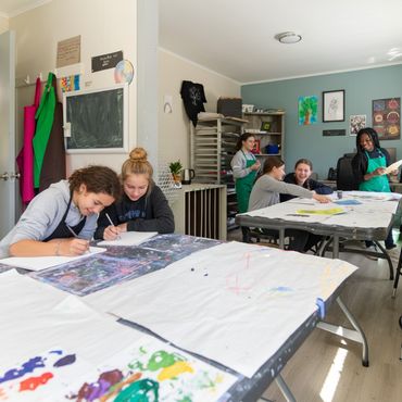 Never Alone Adolescent Addiction Treatment Center